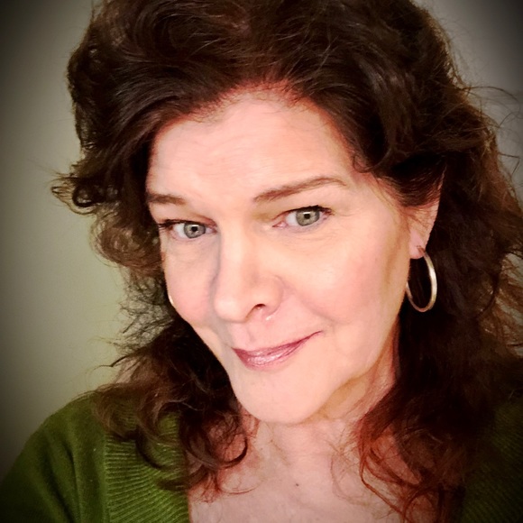 Meet the Posher - Picture 3 of 14